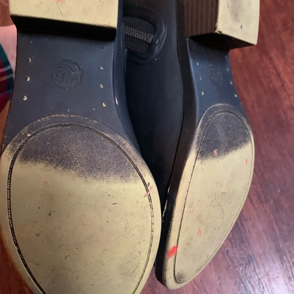 Lucky Basel Rain Boot 10 - Picture 2 of 2